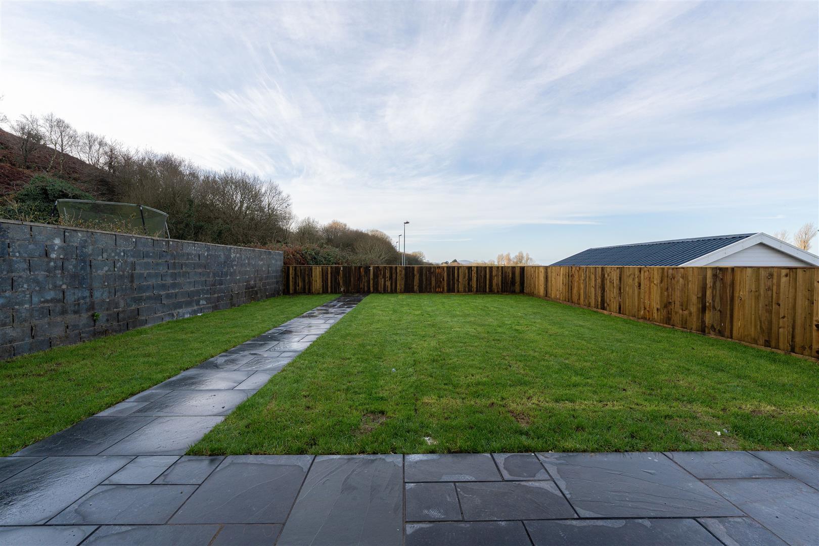 Graig-Y-Coed, Penclawdd, Swansea, SA4 3RL